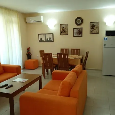 Big Comfortable With 2 Bedrooms Pollo Sunny * Slantschew brjag