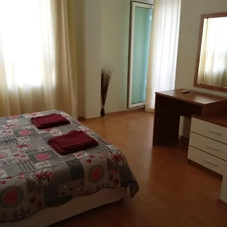 Big Comfortable With 2 Bedrooms Pollo Sunny Apartment Slantschew brjag