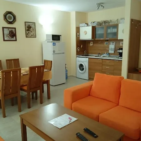 Big Comfortable With 2 Bedrooms Pollo Sunny Апартамент